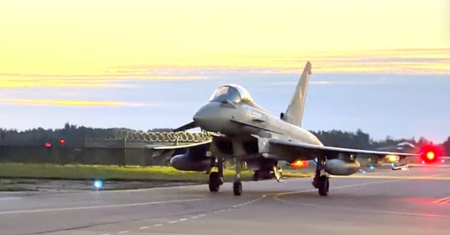 Un Eurofighter F-2000 della Task Force Air “Baltic Thunder III” dell’ Aeronautica Militare  Militare, Foto Difesa 