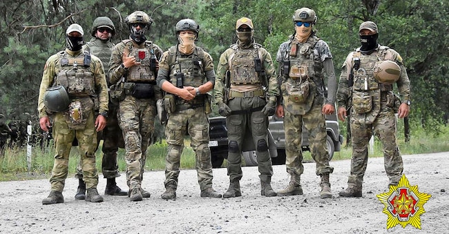 Ex mercenari della Wagner dislocati in Bielorussia (Ministero della Difesa bielorusso via AP). Il gruppo si è riformato sotto il nome di Africa Corps ed è principalmente presente nel Continente africano APN