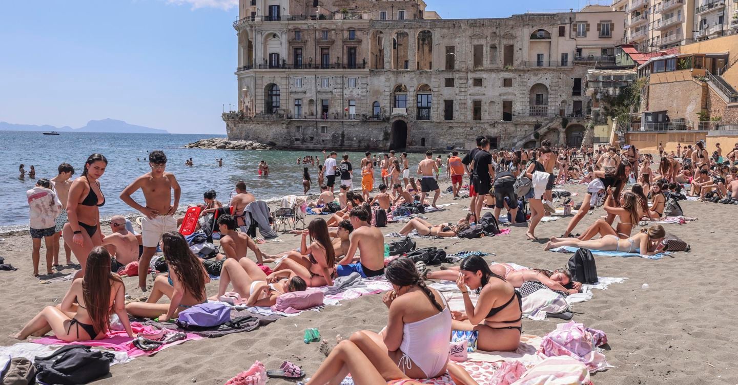 Dal tuffo spericolato al malore in acqua, i consigli per evitare incidenti tra mare e piscina