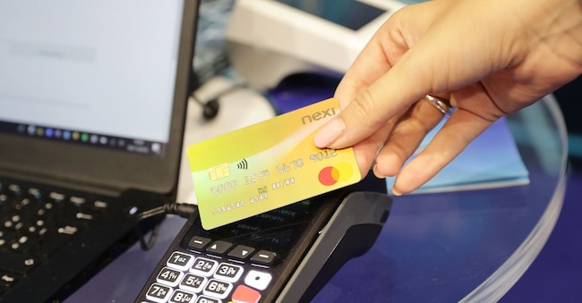 INTERNO SALONE DEI PAGAMENTI CARTA DI CREDITO CARTE DI CREDITO NEXI PAGAMENTO CONTACTLESS POS IMAGOECONOMICA