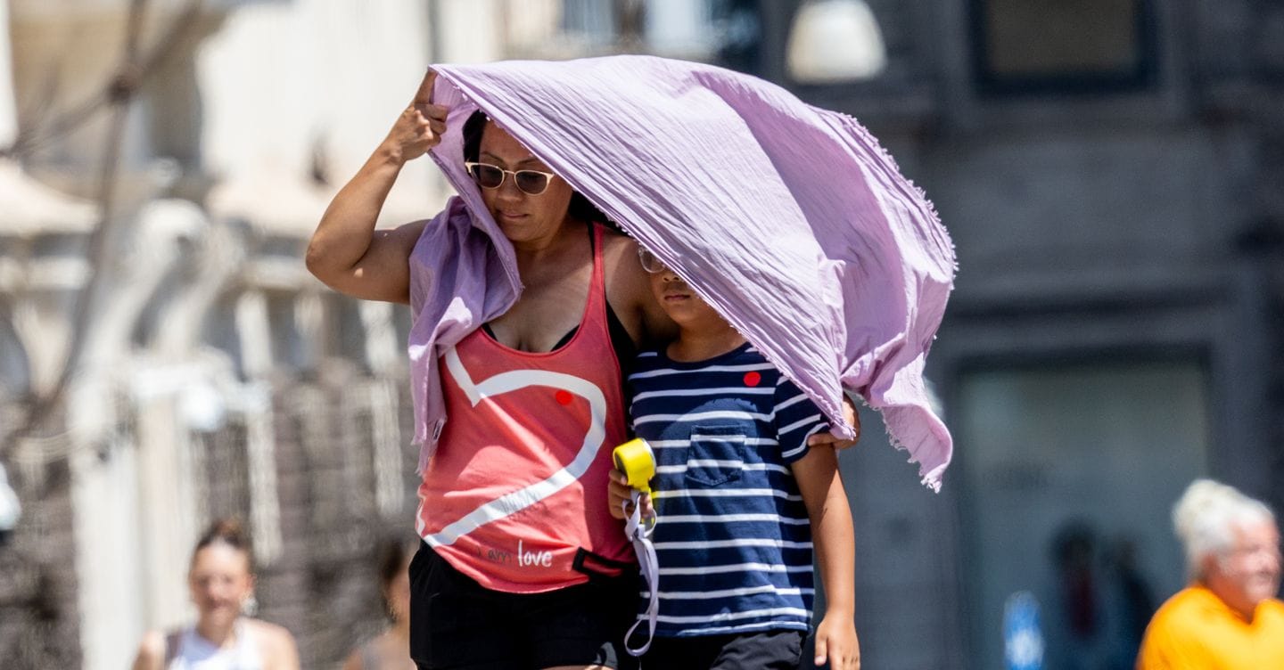 Caldo, tra gli over 85 i morti aumentano dell’8% a luglio. In Germania  14mila decessi nell’estate 2026