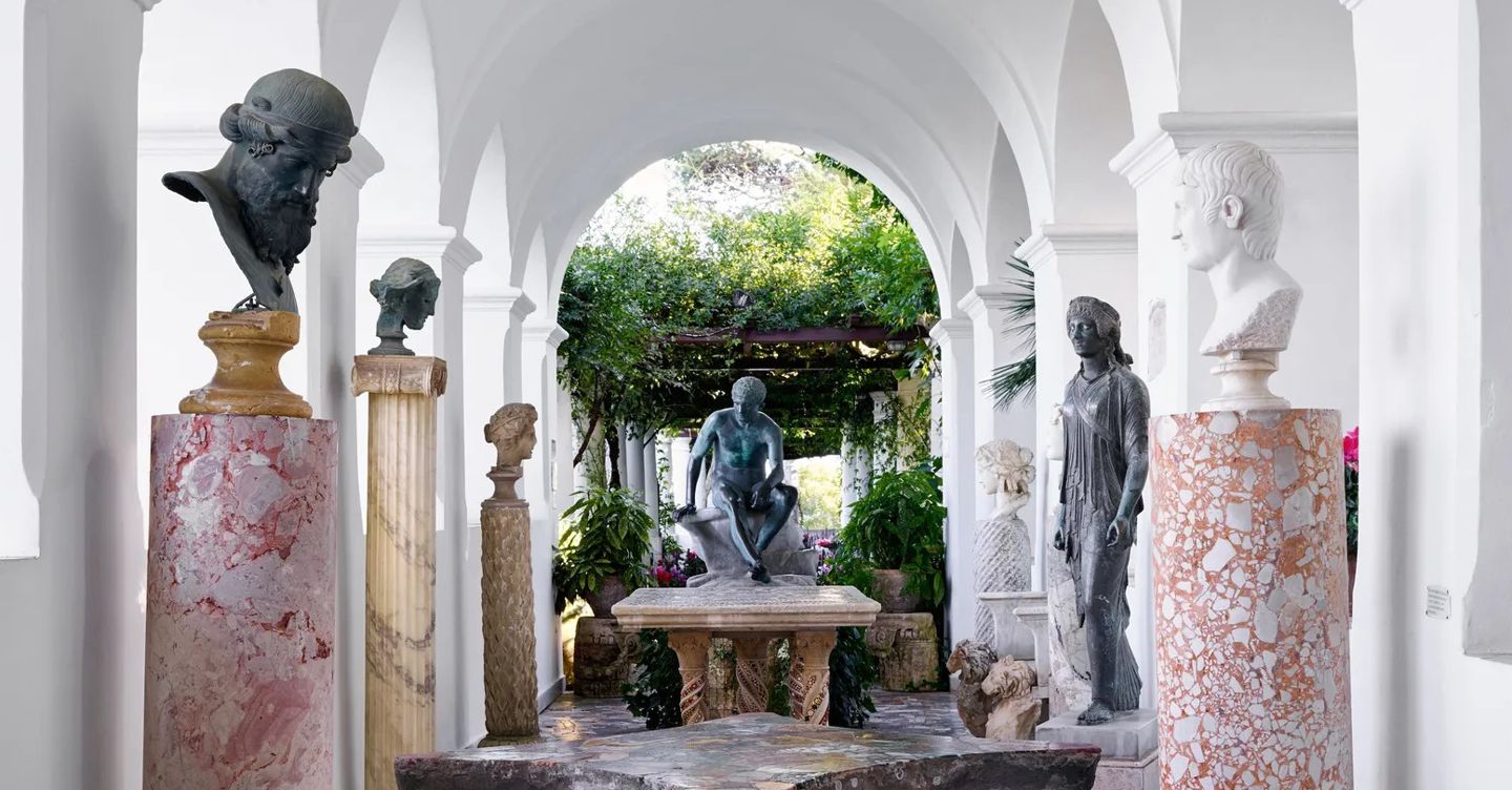 https://i2.res.24o.it/images2010/S24/Documenti/2026/08/25/Immagini/Ritagli/Loggia%20delle%20sculture%20by%20Pelle%20Bergstrom%20(2)-U16017877636Tlg-1440x752@IlSole24Ore-Web.jpg