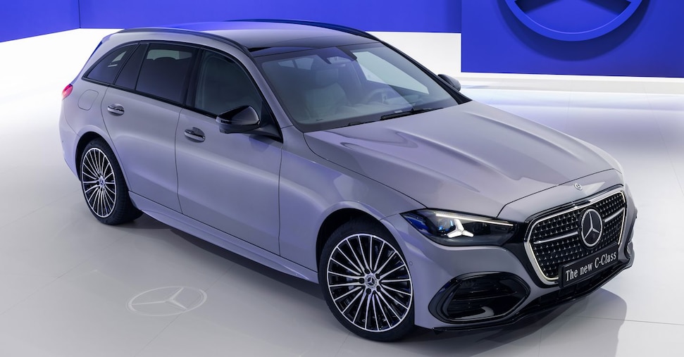 Mercedes C-Class facelift: how the saloon and estate have changed, now with artificial intelligence on board