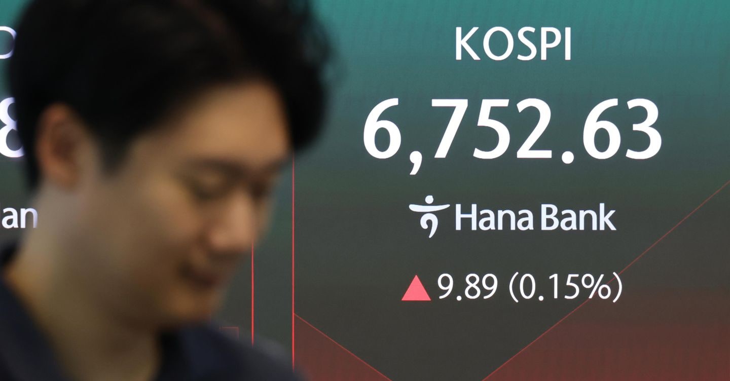 Borsa, il calo del petrolio dà fiducia all’Asia