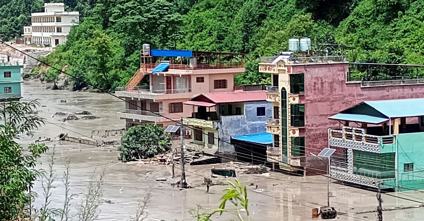 Nepal, frana con «gravi perdite». Xi attiva i massimi soccorsi
