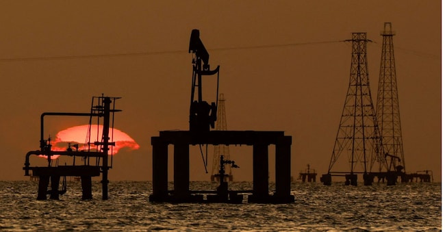 Un impianto petrolifero in Venezuela REUTERS/Leonardo Fernandez Viloria/File Photo REUTERS