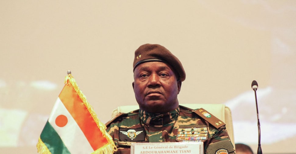 Niger, spari ed esplosioni a Niamey. Giunta conferma: tentato golpe
