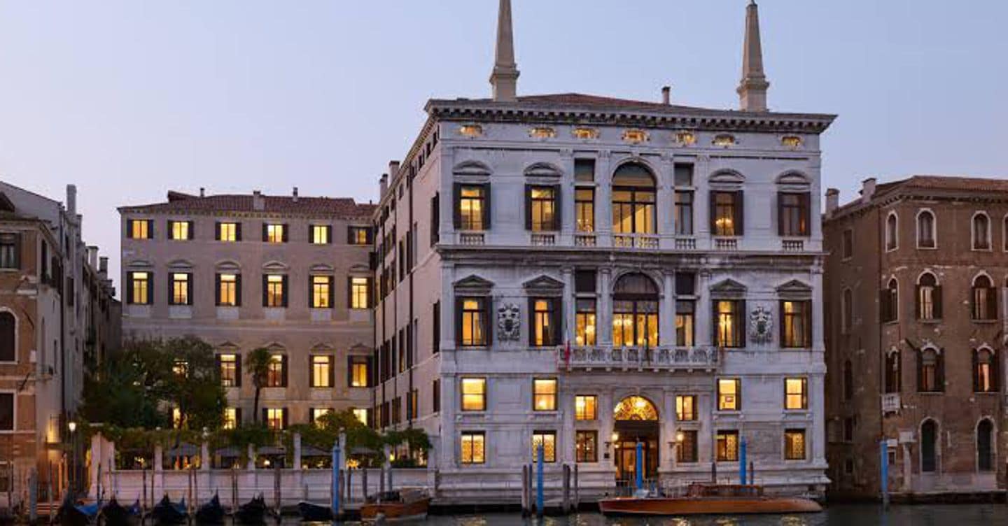 Gli hotel 5 stelle trainano gli investimenti alberghieri Gli hotel 5 stelle trainano gli investimenti alberghieri