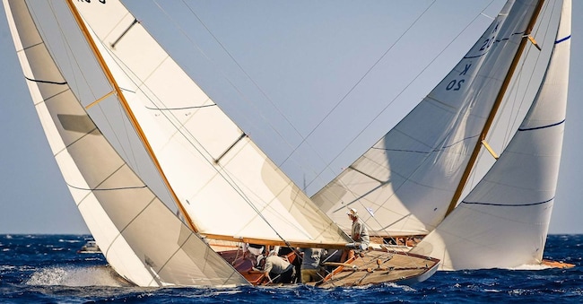 A un anno dalla Coppa America di Napoli, le regate di Imperia rievocheranno le grandi sfide di Newport e Fremantle e celebreranno il gemellaggio tra il Museo del Mare di Bagnoli, il Galata di Genova e il Museo Navale di Imperia.