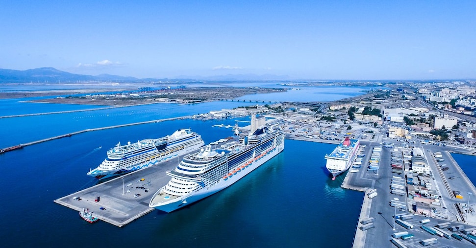 Porti sardi: entro dicembre 54 approdi di crociere luxury e ultra luxury