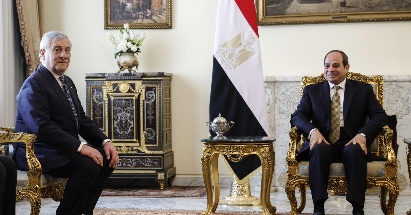 Tajani vola al Cairo per incontrare al-Sisi: dai migranti a Hormuz, al Piano Mattei, tutti i dossier caldi