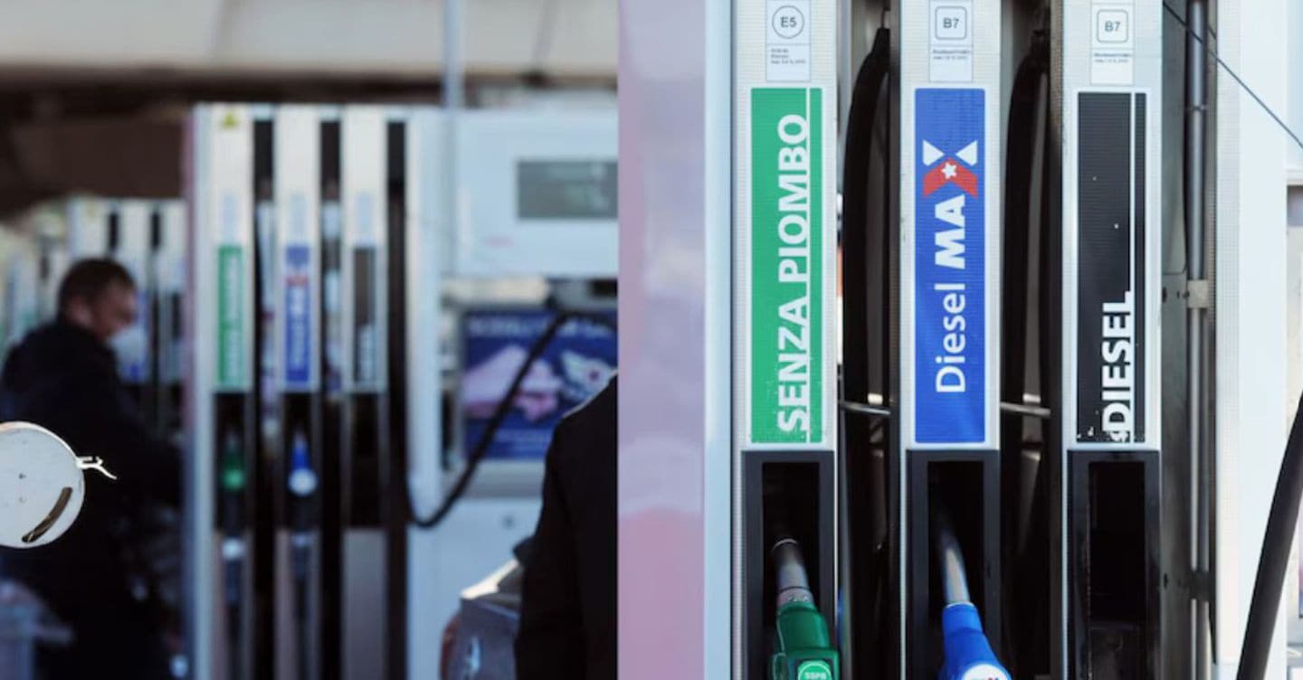 Come consumare meno carburante, 5 consigli contro il caro benzina