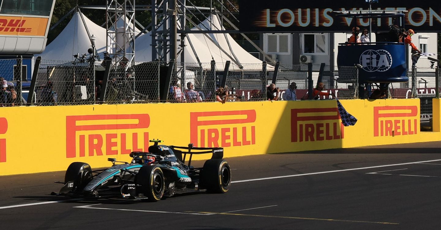 F1, Kimi Antonelli parte ultimo e vince a Monza