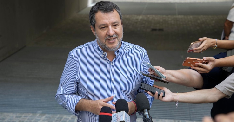 Sfida a Salvini, è on line il sito degli ex leghisti per convocare il congresso della Lega nord
