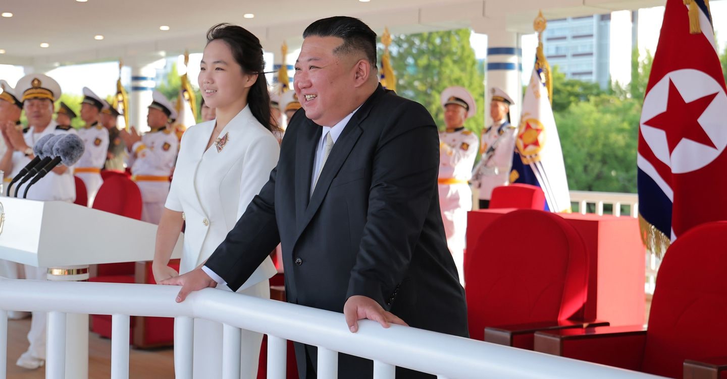 Corea del Nord, Kim lancia il nuovo cacciatorpediniere Kang Kon