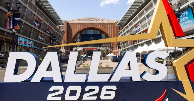Il centro congressi di Dallas allestito per la convention repubblicana voluta da Donald Trump verso il Midterm EPA