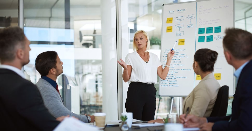 Managers and the challenge of maintaining focus in an age of information overload