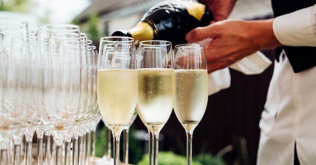 Flûte di Champagne (Adobe Stock)