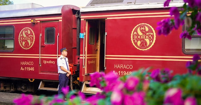 Le carrozze del treno di lusso di SJourney, in Vietnam (linea Hanoi-Ho Chi Minh City)