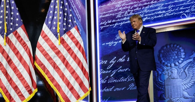 U.S. President Donald Trump arrives on stage at the Republican National Midterm Convention in Dallas, Texas, U.S., September 9, 2026. REUTERS/Evan Vucci REUTERS