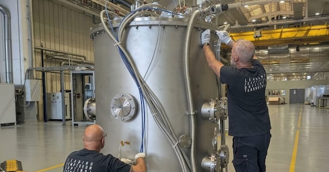 Il magnete hts in costruzione nello stabilimento Asg superconductors di Genova
