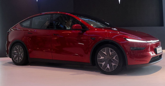 Foto generica - Una Tesla (model Y) - aprile 2026. REUTERS/Francis Mascarenhas/Foto d'archivio REUTERS
