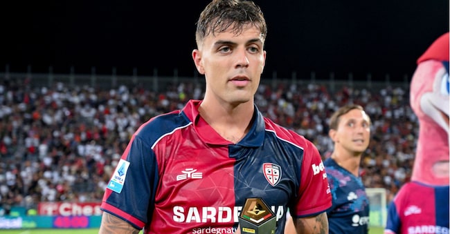 Daniel Maldini del Cagliari è stato nominato "Giocatore della partita Panini" al termine dell'incontro di Serie A tra il Cagliari Calcio e il Lecce, disputato all'Unipol Domus di Cagliari, in Sardegna, lunedì 7 settembre 2026. Sport - Calcio (Foto di Gianluca Zuddas/Lapresse) LAPRESSE