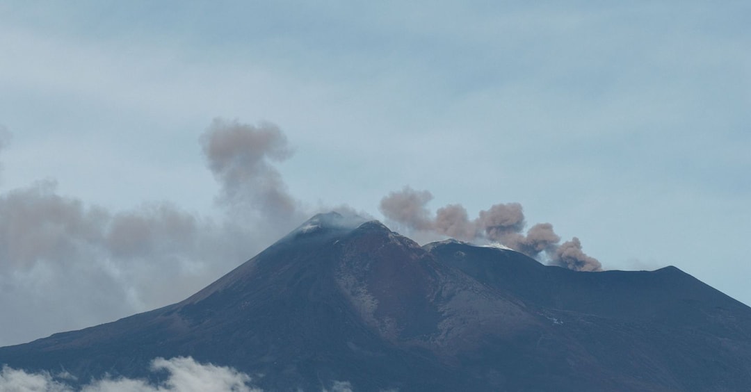 Etna eruption: disruptions at Catania airport