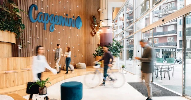 CAPGEMINI INTERNO UFFICI UFFICIO AZIENDA CONSULENZA TECNOLOGICA INDUSTRIA TECNOLOGIA IMAGOECONOMICA