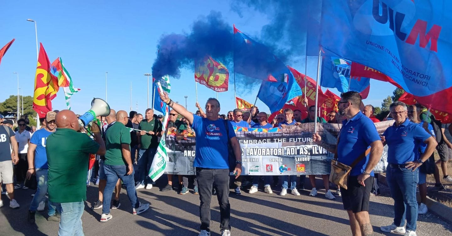 Immagine associata alla notizia: Ex Ilva, sciopero di 24 ore e blocco delle strade