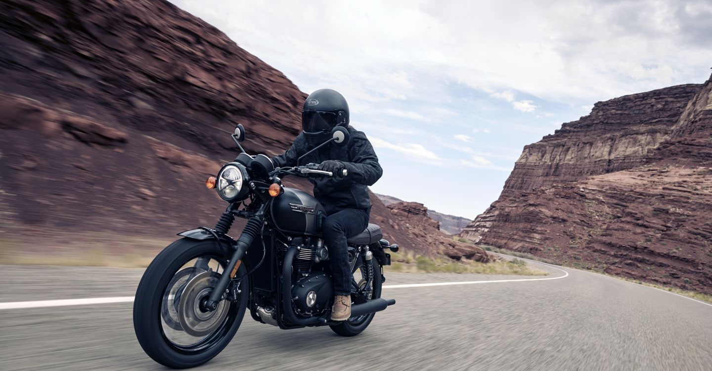 Triumph Bonneville T120 Black my2026, come va l’inglese più classica