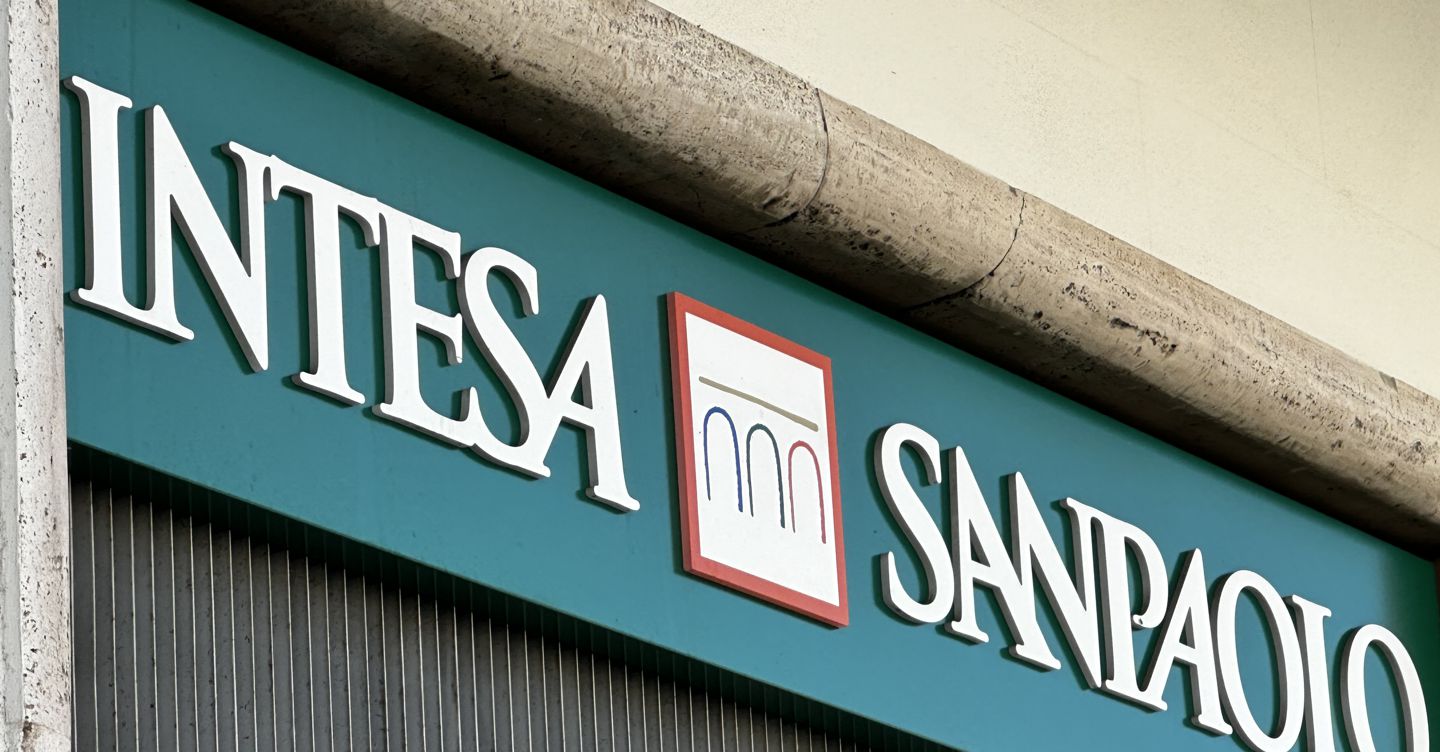 L’Antitrust avvia un’istruttoria per valutare l’Opas di Intesa Sanpaolo su Mps