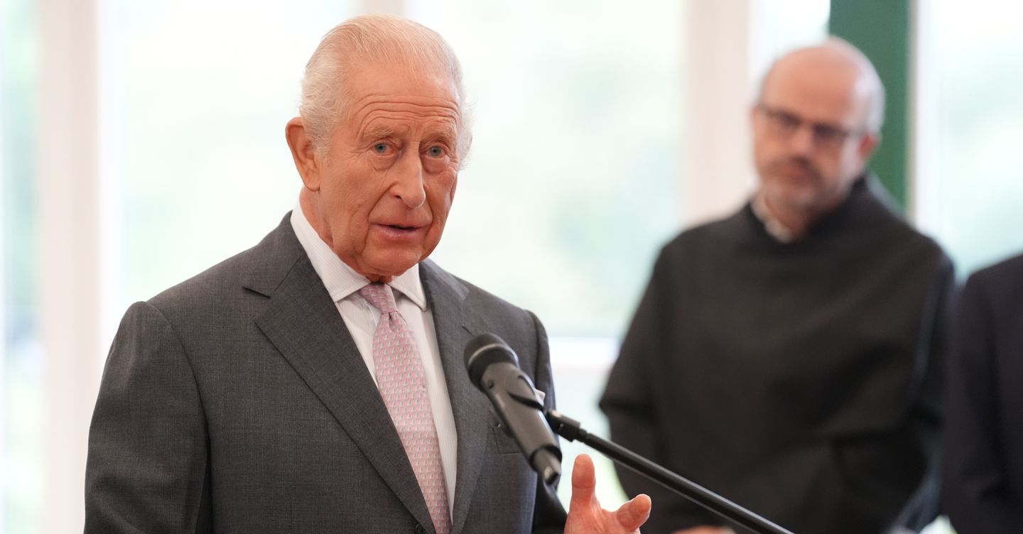 AI: re Carlo III avverte i giganti tech dei «pericoli esistenziali»