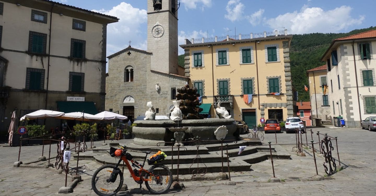 Tra Appennini, Apuane e Mar Ligure: il giro della Lunigiana in bici