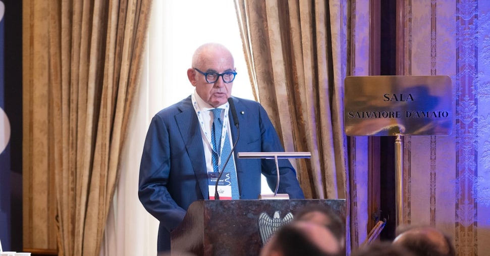 Napoli, un piano industriale per attrarre investimenti ad alto impatto Napoli, un piano industriale per attrarre investimenti ad alto impatto