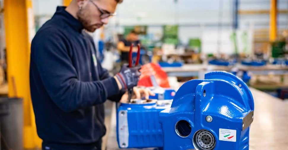 Meccanica, Stm accelera sul mercato inglese Meccanica, Stm accelera sul mercato inglese