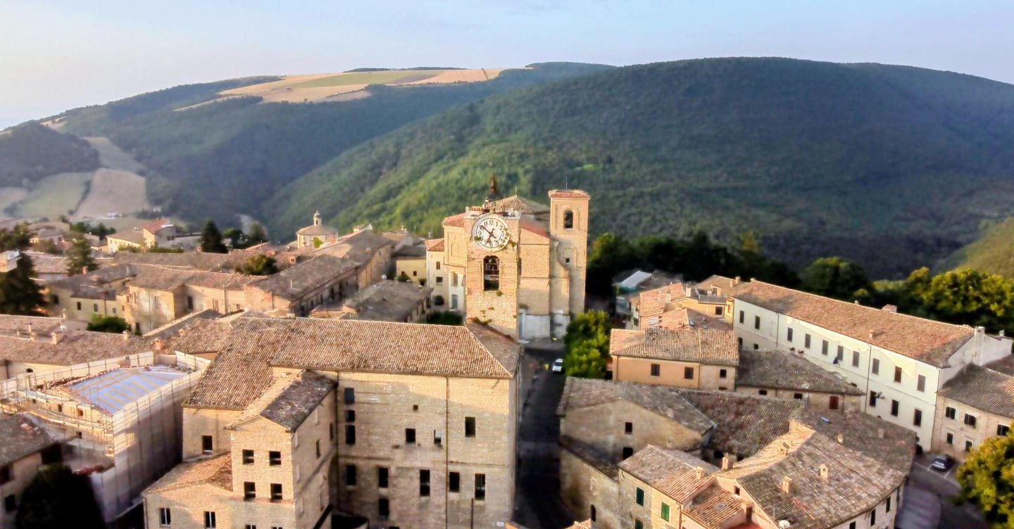 Il presidente Covip Pepe: «Fiscalità di vantaggio per i pensionati che rianimano i borghi»