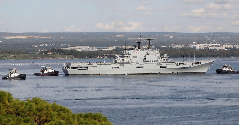 l8217indonesia punta a utilizzare per altri 15 anni la nave garibaldi ottenuta gratis dall8217italia da Ilsole24ore.com l8217indonesia punta a utilizzare per altri 15 anni la nave garibaldi ottenuta gratis dall8217italia
