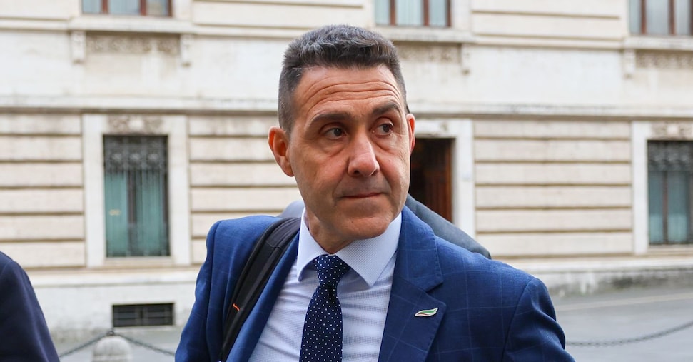 vannacci a la russa alleanze a ridosso delle elezioni l8217abraccio con l8217afd programmi simili da Ilsole24ore.com vannacci a la russa alleanze a ridosso delle elezioni l8217abraccio con l8217afd programmi simili