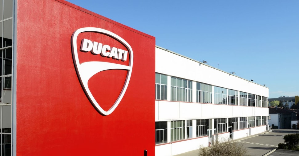 Ducati, Governo in campo per riportarla in Italia e incontro con Volkswagen