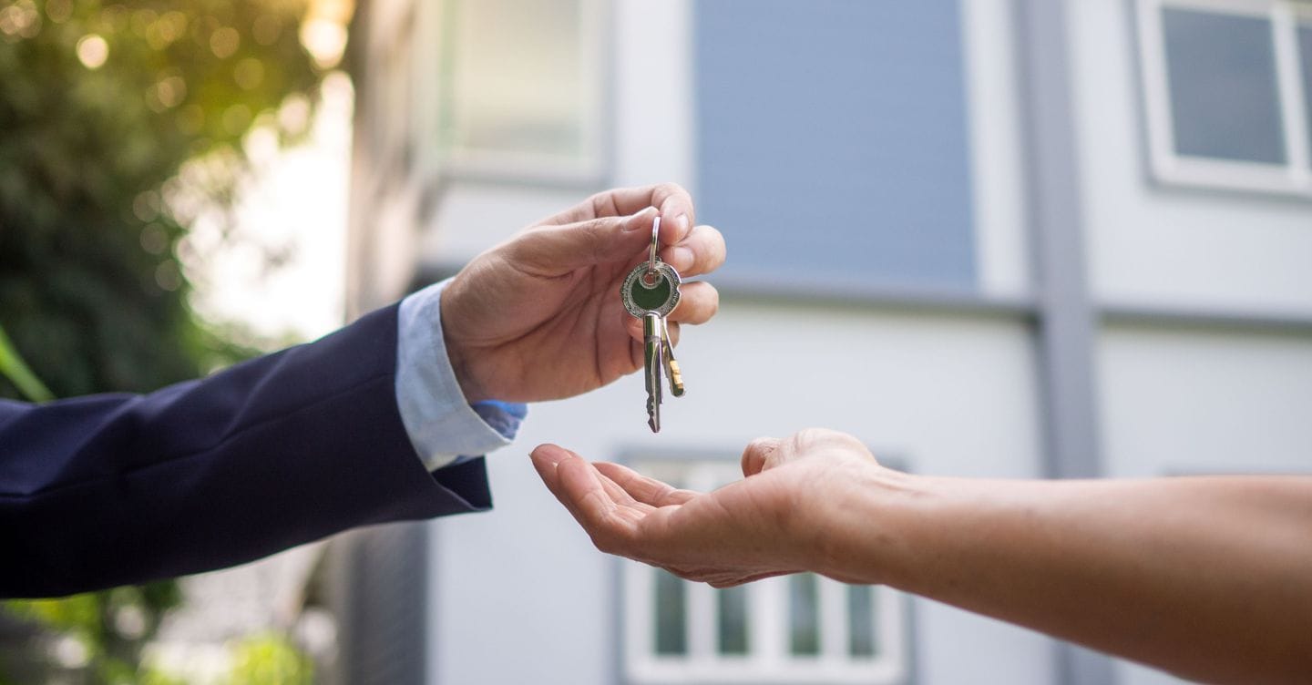 Grandi città, sempre più residenti comprano casa nell’hinterland 