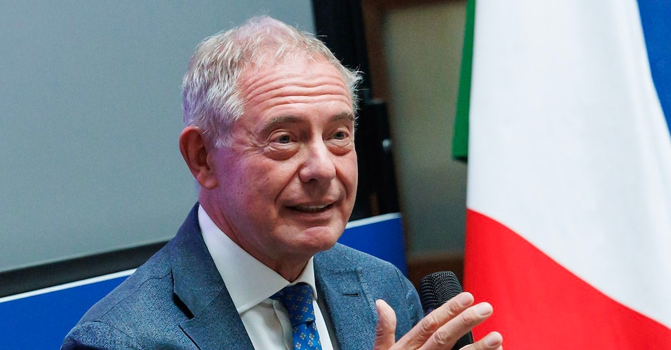 Fresenius Kabi inaugura la nuova linea, investimento da 28 milioni Fresenius Kabi inaugura la nuova linea, investimento da 28 milioni