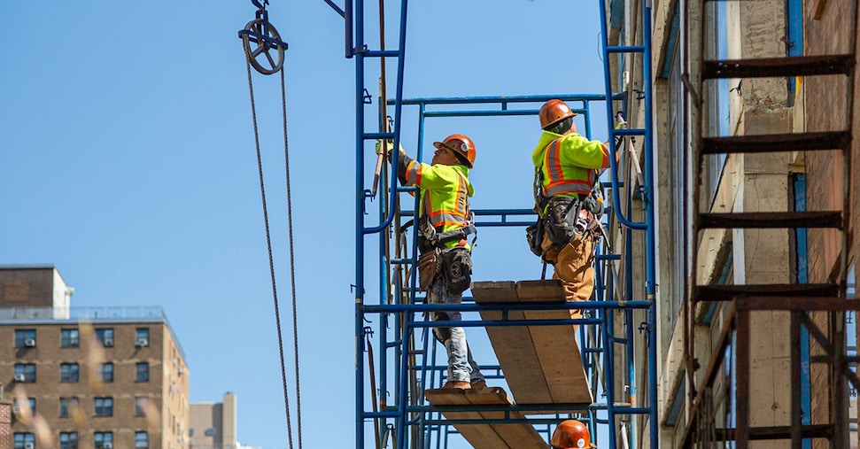 Infortuni sul lavoro 2025: denunce a quota 600mila, record di malattie professionali degli ultimi 26 anni. Calano i decessi