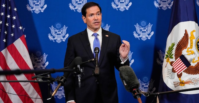 Il Segretario di Stato degli Stati Uniti Marco Rubio parla con i media dopo l'incontro con il ministro degli Esteri russo Sergey Lavrov, mercoledì 23 settembre 2026, a New York. (Foto AP/Yuki Iwamura) APN