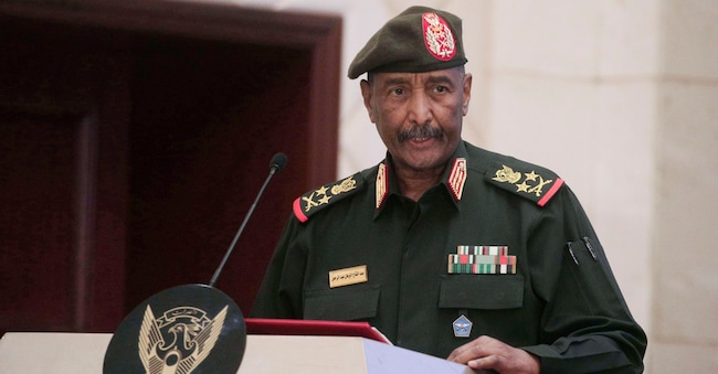 Il generale Abdel Fattah al-Burhan, comandante in capo delle Forze armate sudanesi e leader de facto del Paese (AP)