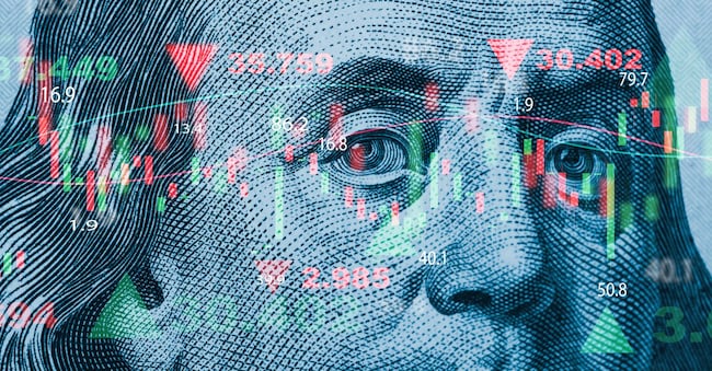 Primo piano del volto di Benjamin Franklin su una banconota in dollari statunitensi. (AdobeStock)