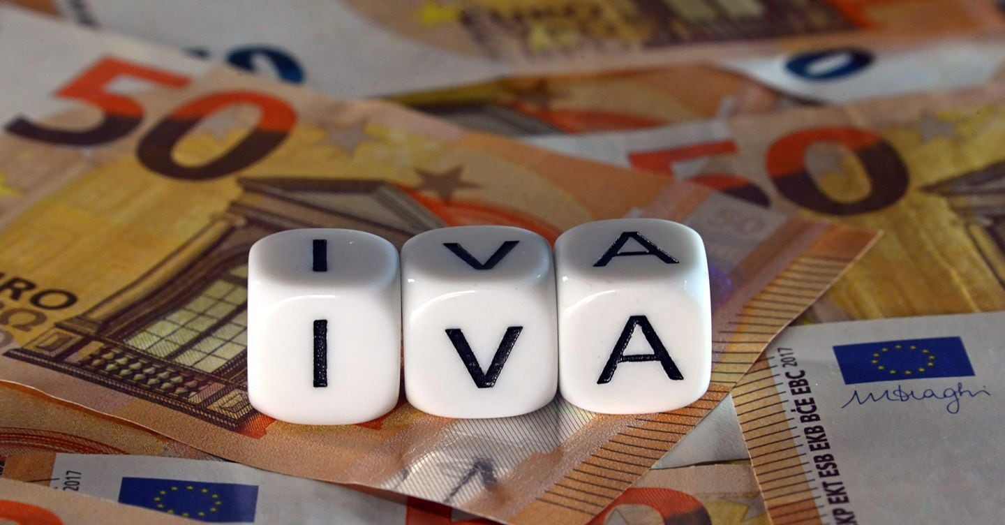 SCOLDI BANCONOTE ABBREVIAZIONI 50 EURO SCRITTE IVA DADI IMAGOECONOMICA