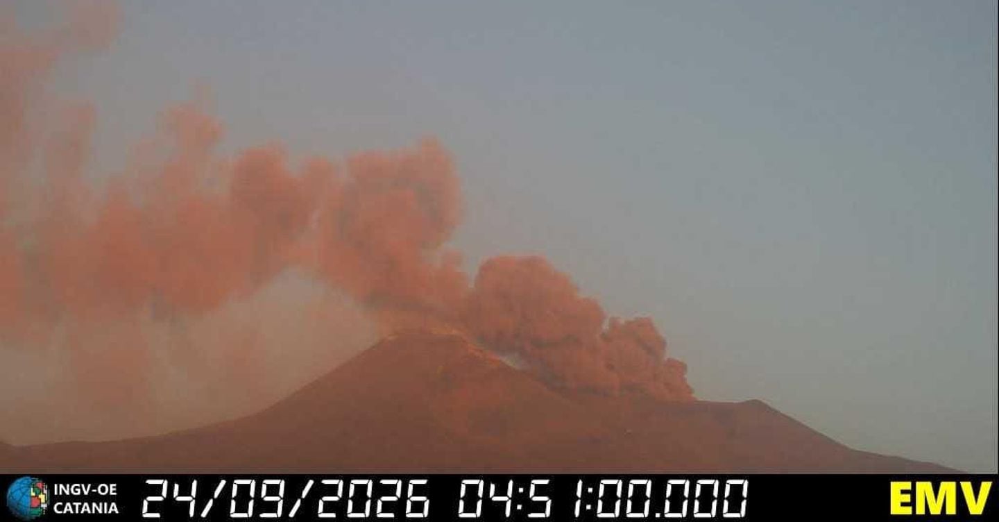 Cenere lavica dell’Etna, sospese le attività di volo allo scalo di Catania