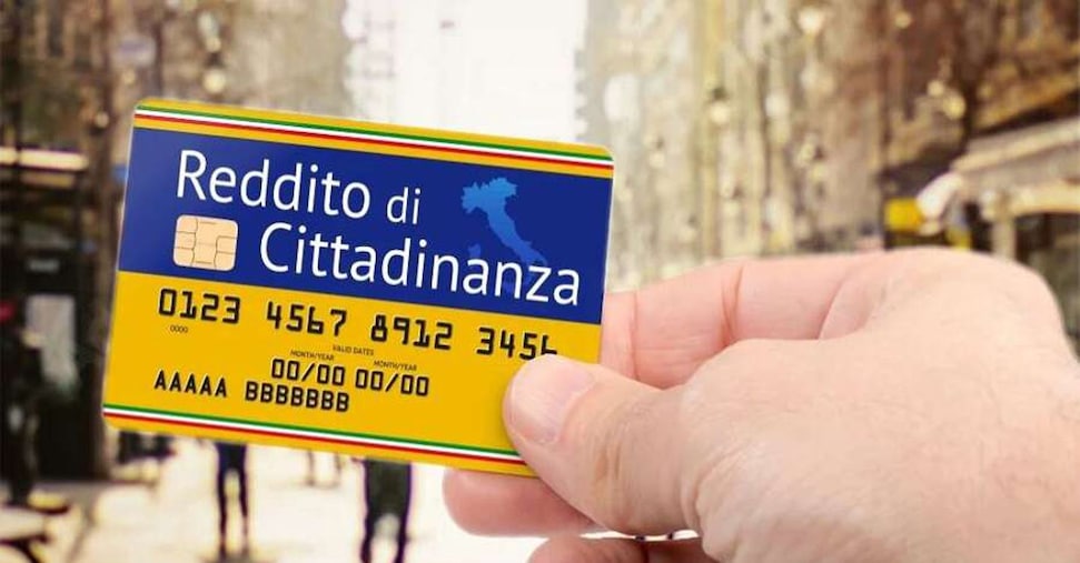 Reddito di cittadinanza 2.0, ecco requisiti e benefici del nuovo sussidio votato dalla base M5S Reddito di cittadinanza 2.0, ecco requisiti e benefici del nuovo sussidio votato dalla base M5S