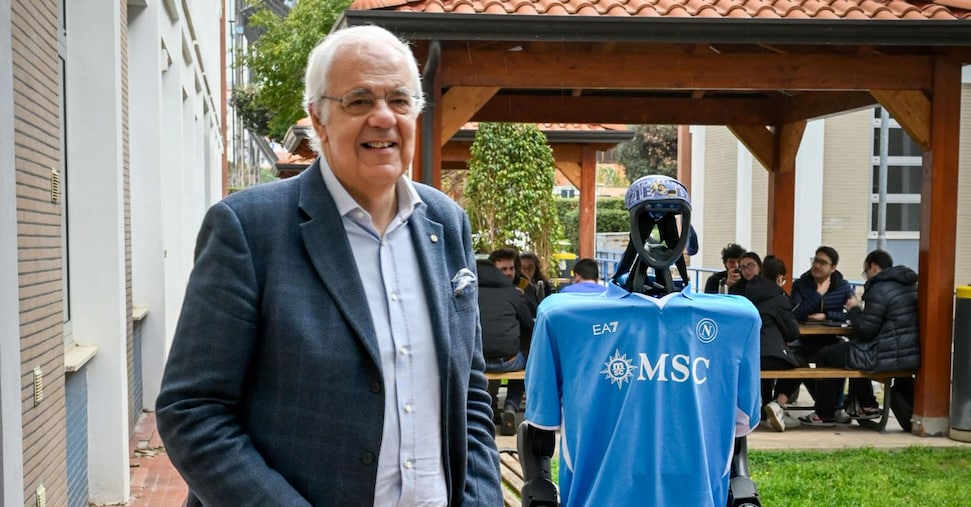 Umanoidi, il professore di robotica Bruno Siciliano: «L’Ue punta sull’interazione tra uomo e macchina» Umanoidi, il professore di robotica Bruno Siciliano: «L’Ue punta sull’interazione tra uomo e macchina»